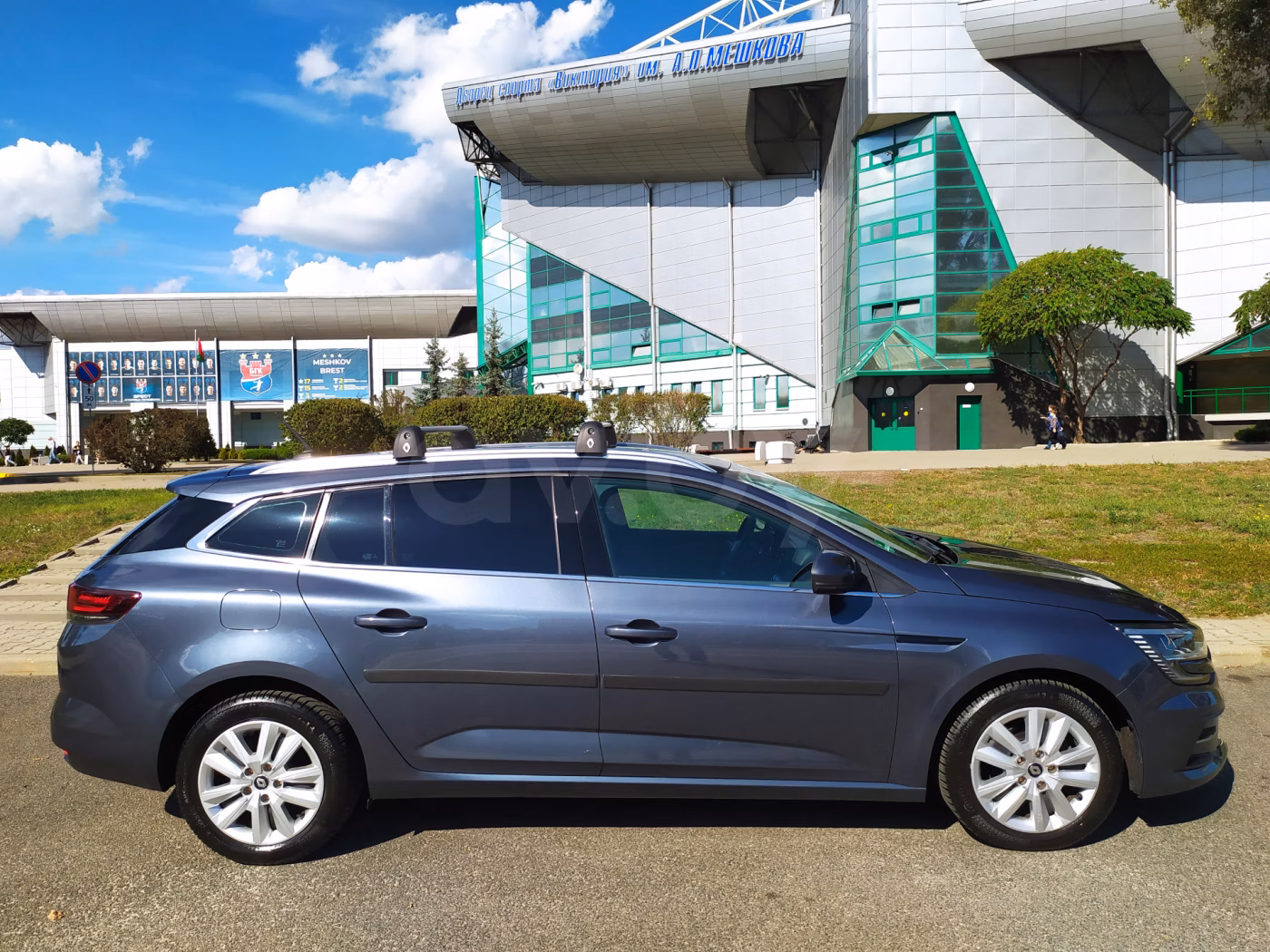 Renault Megane фото 7