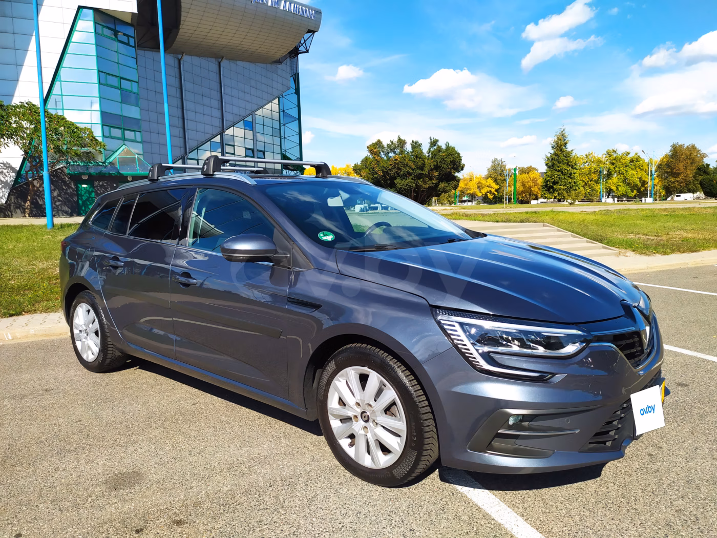 Renault Megane фото 9