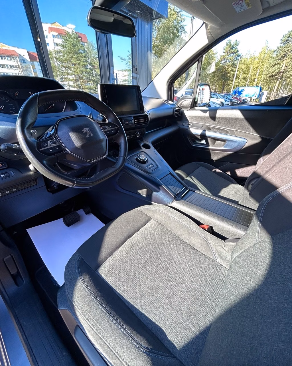 Peugeot Rifter фото 10