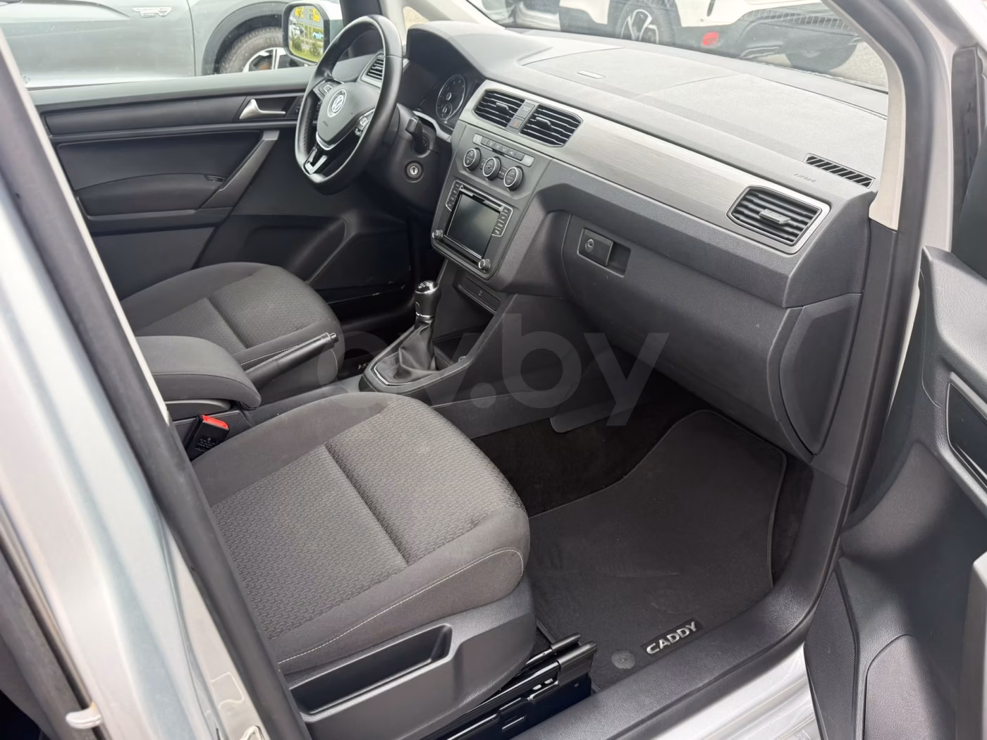 Volkswagen Caddy MAXI фото 8