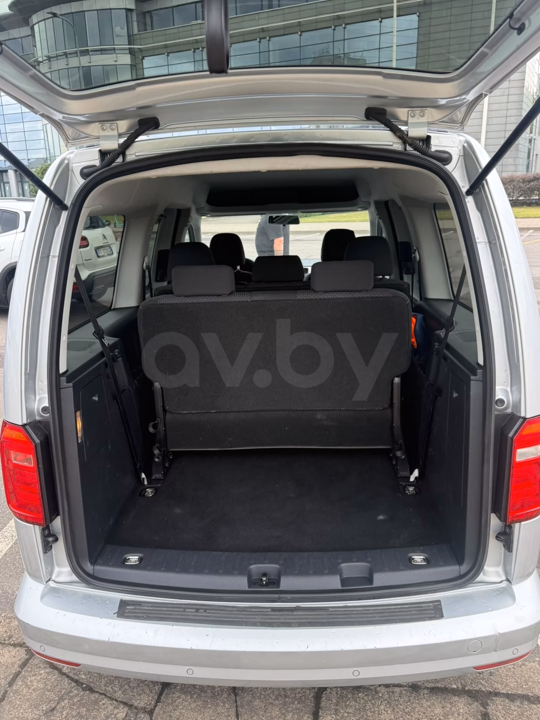 Volkswagen Caddy MAXI фото 9