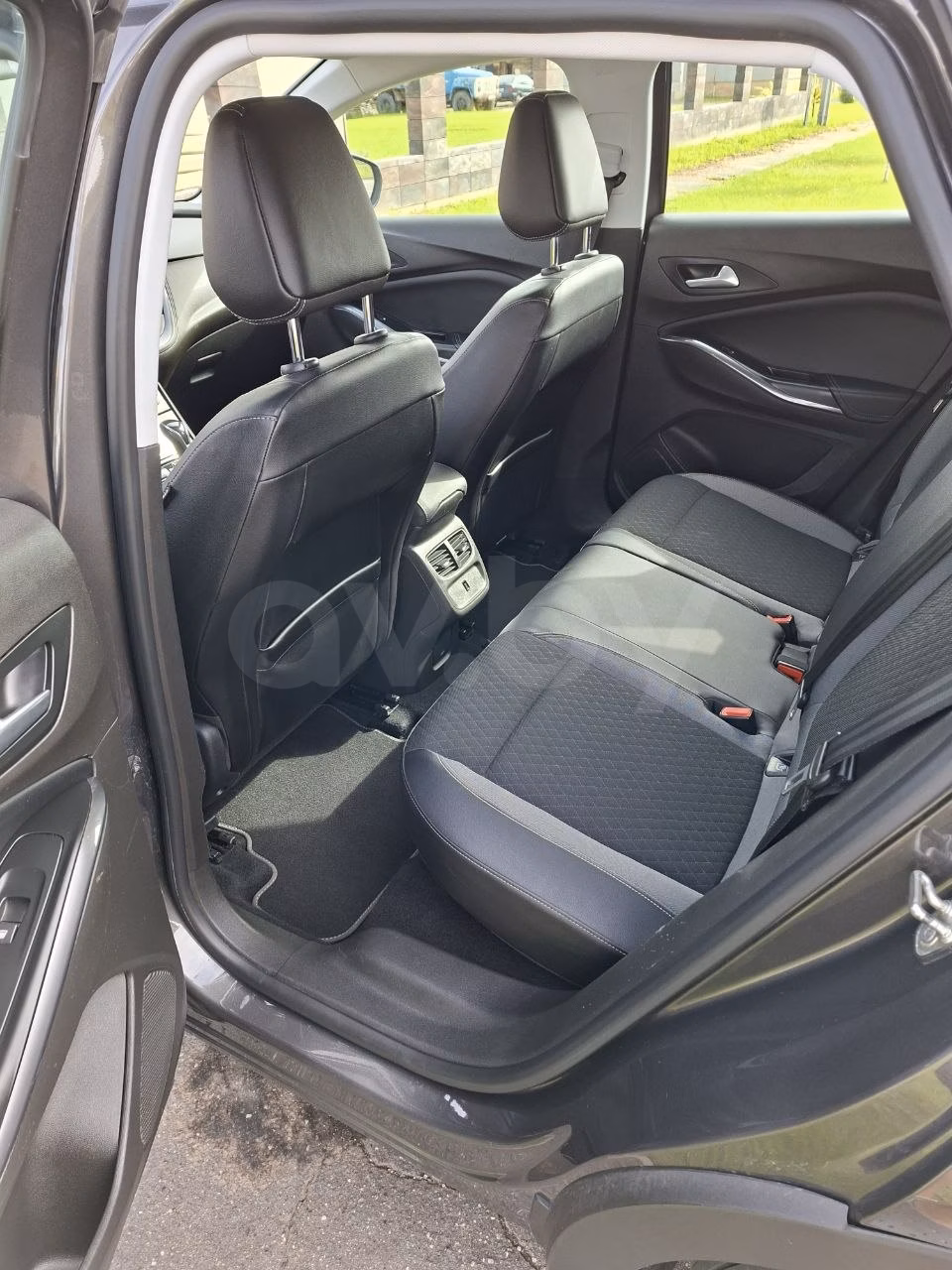 Opel Grandland X фото 16