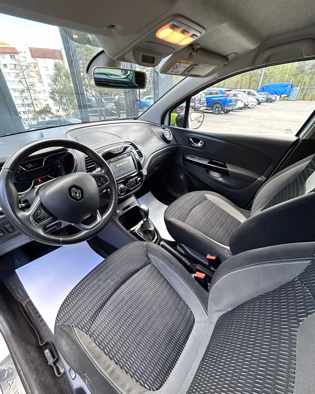 Renault Kaptur фото 10