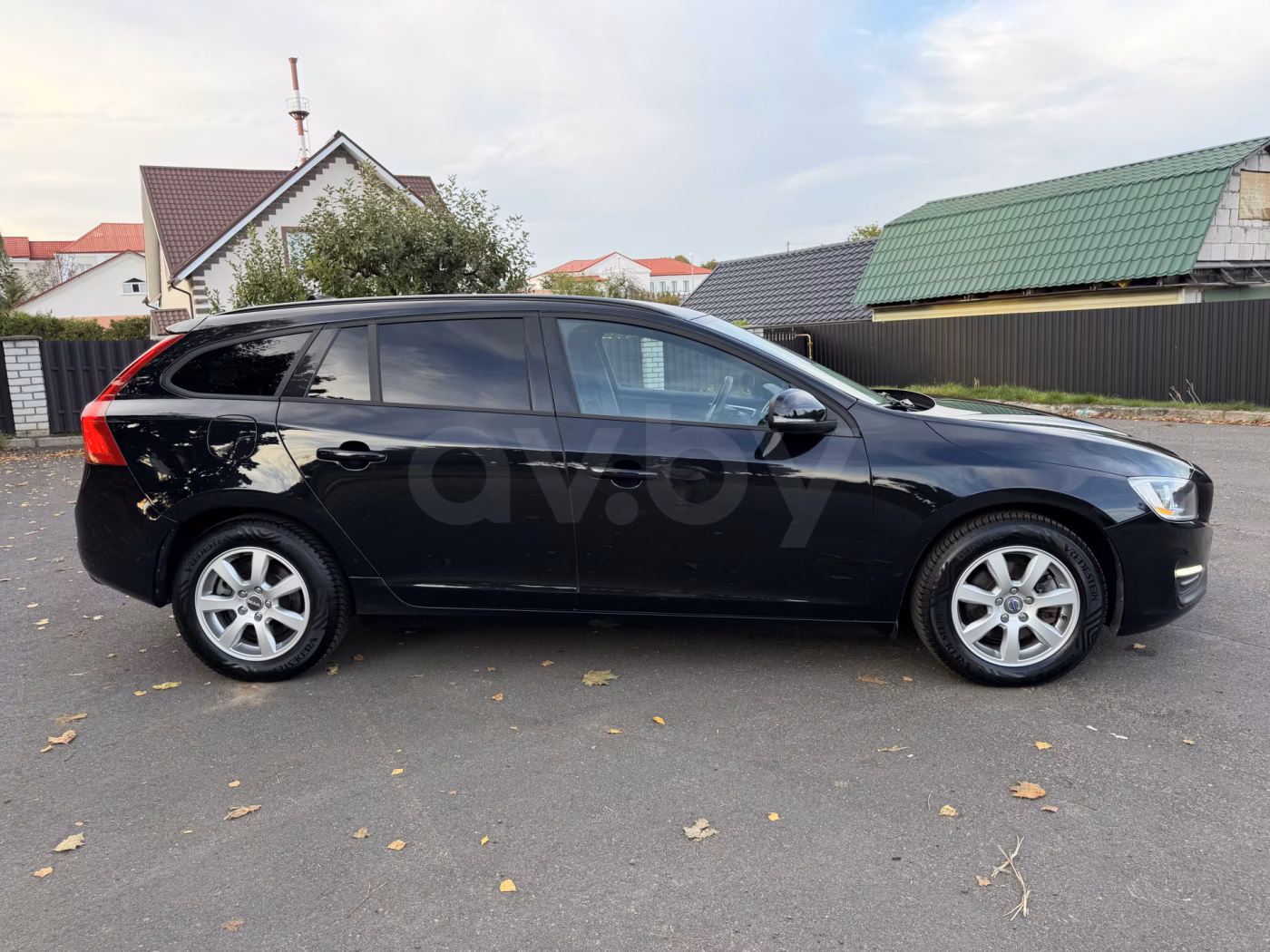 Volvo V60 фото 3