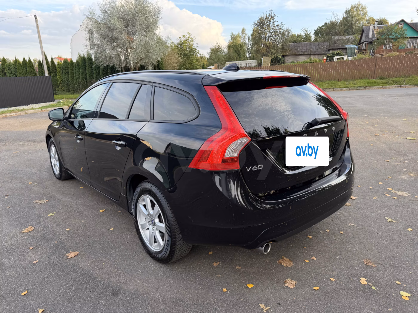 Volvo V60 фото 6