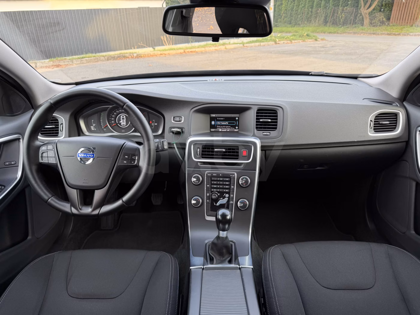 Volvo V60 фото 14