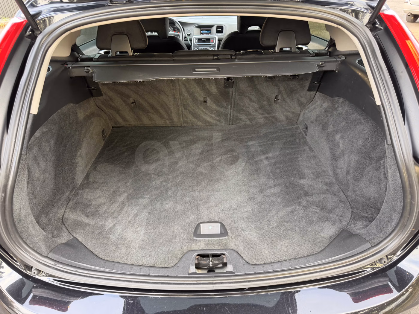 Volvo V60 фото 18