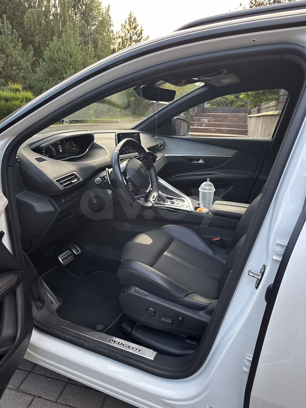Peugeot 3008 фото 11
