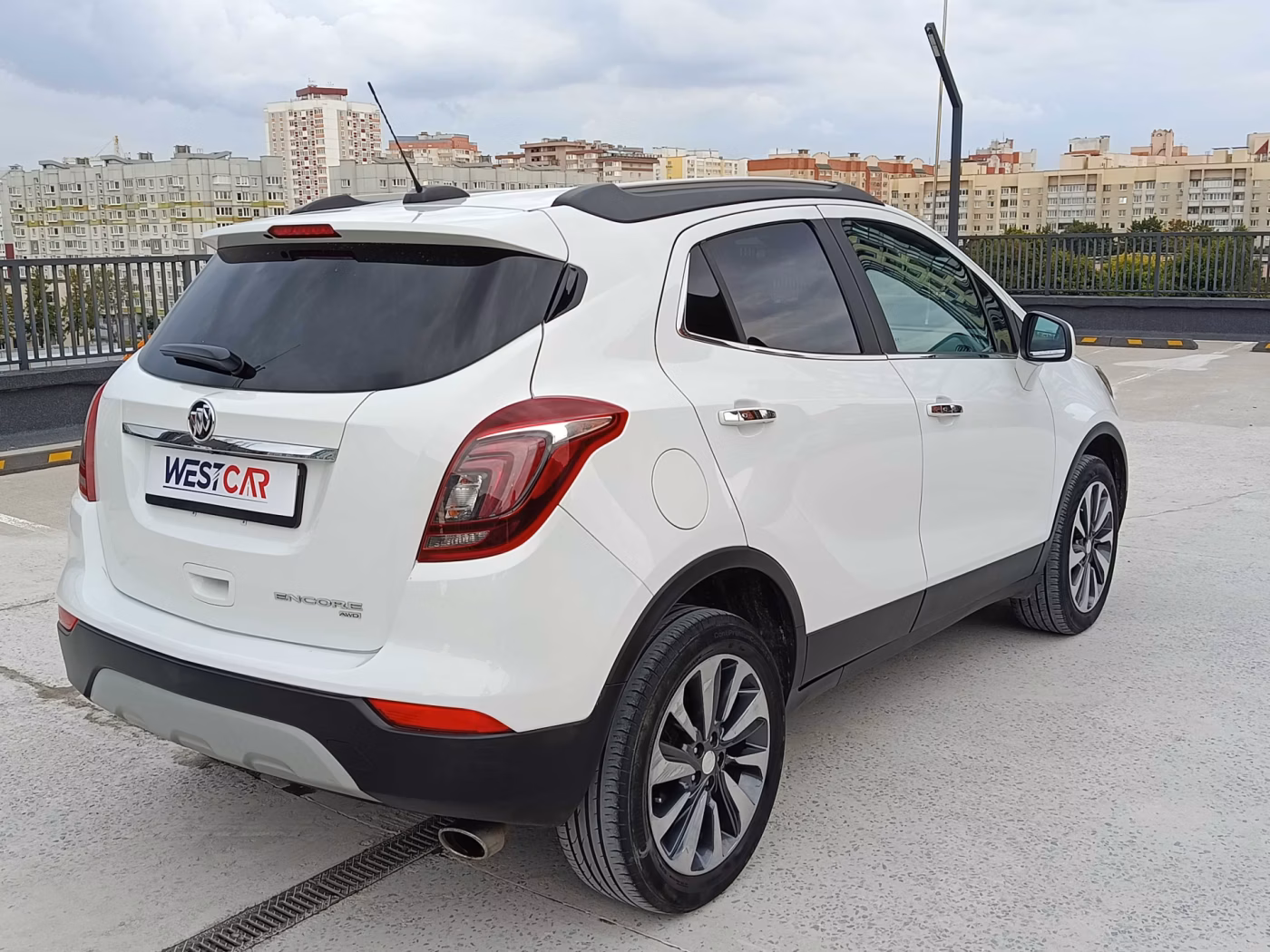 Buick Encore фото 3