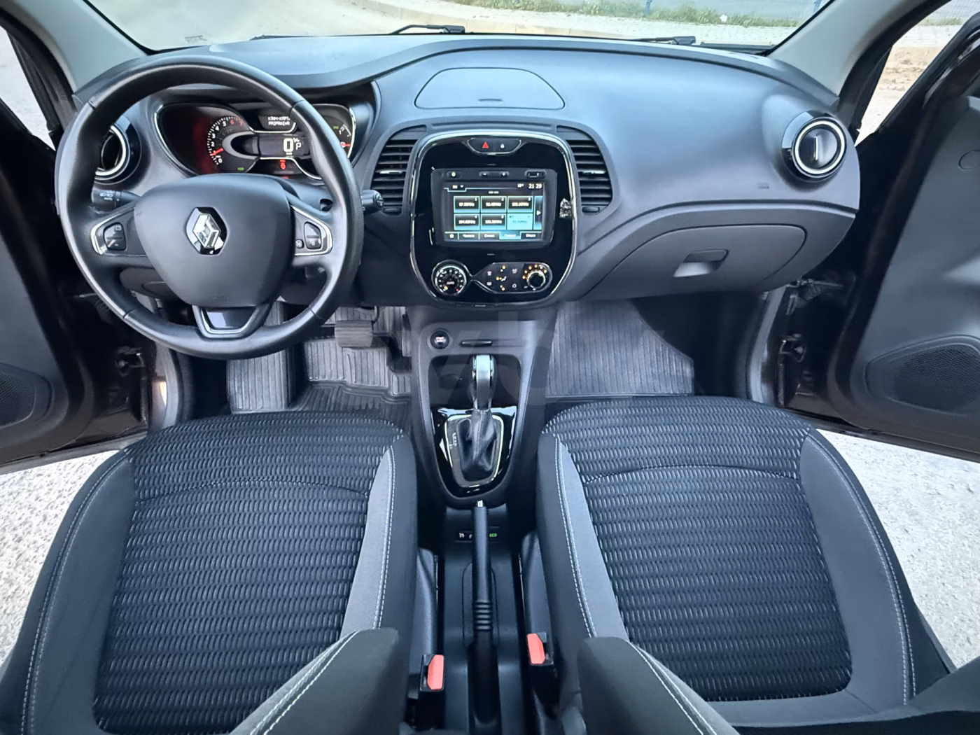 Renault Kaptur фото 13