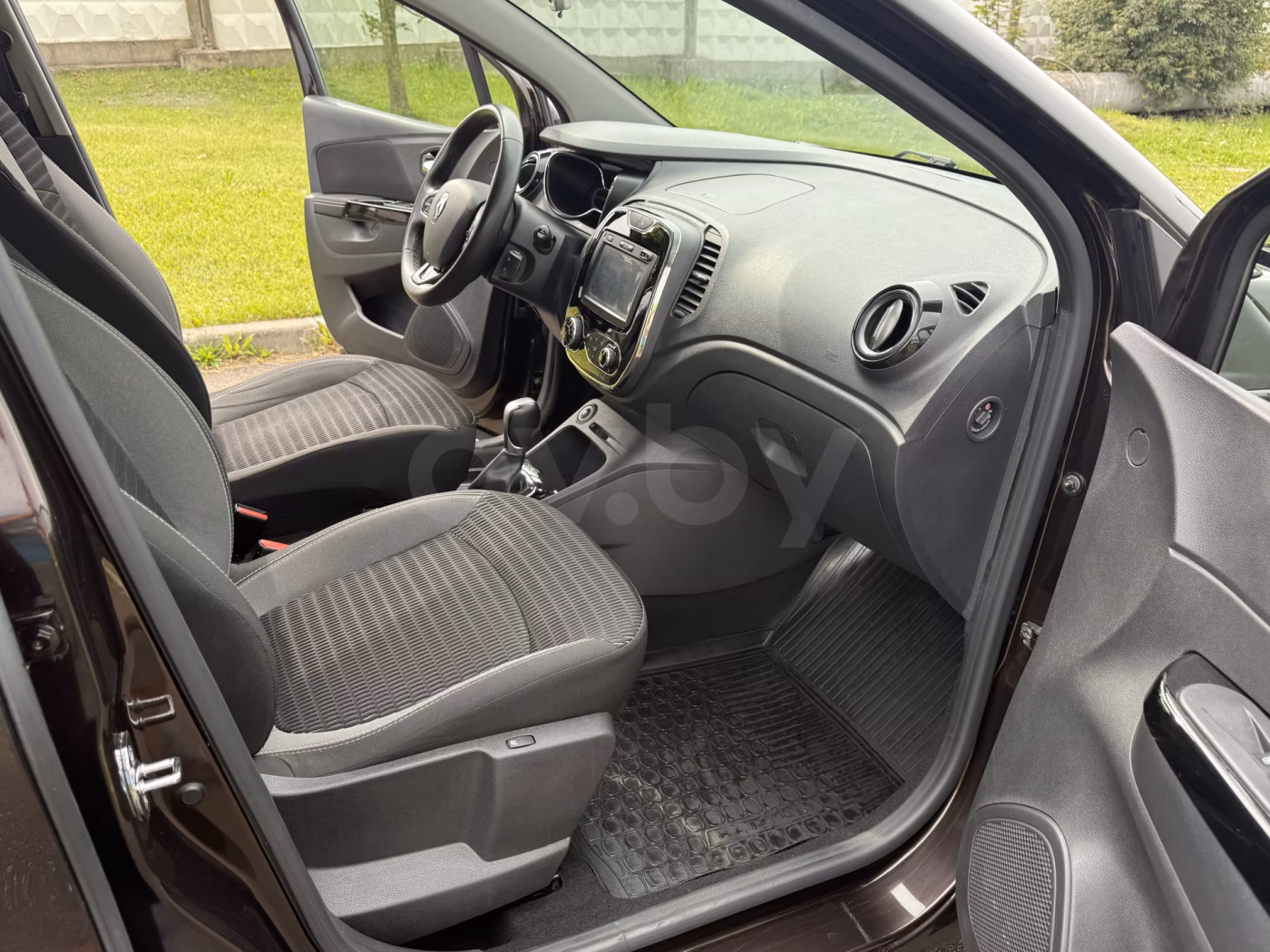 Renault Kaptur фото 15