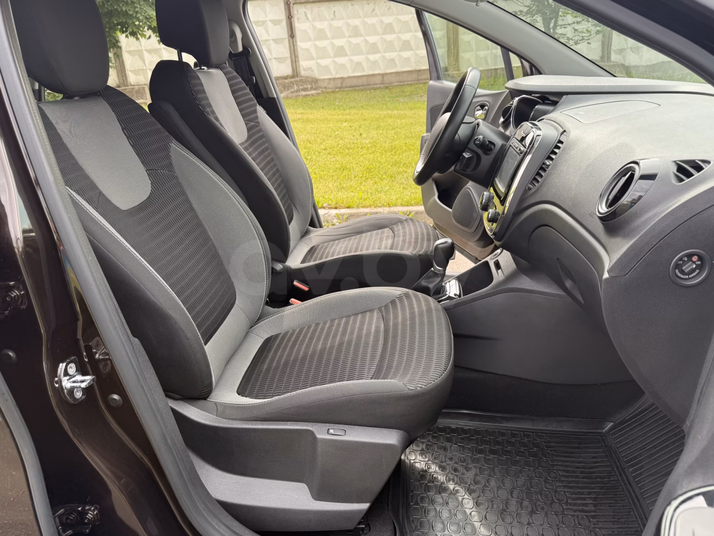 Renault Kaptur фото 19