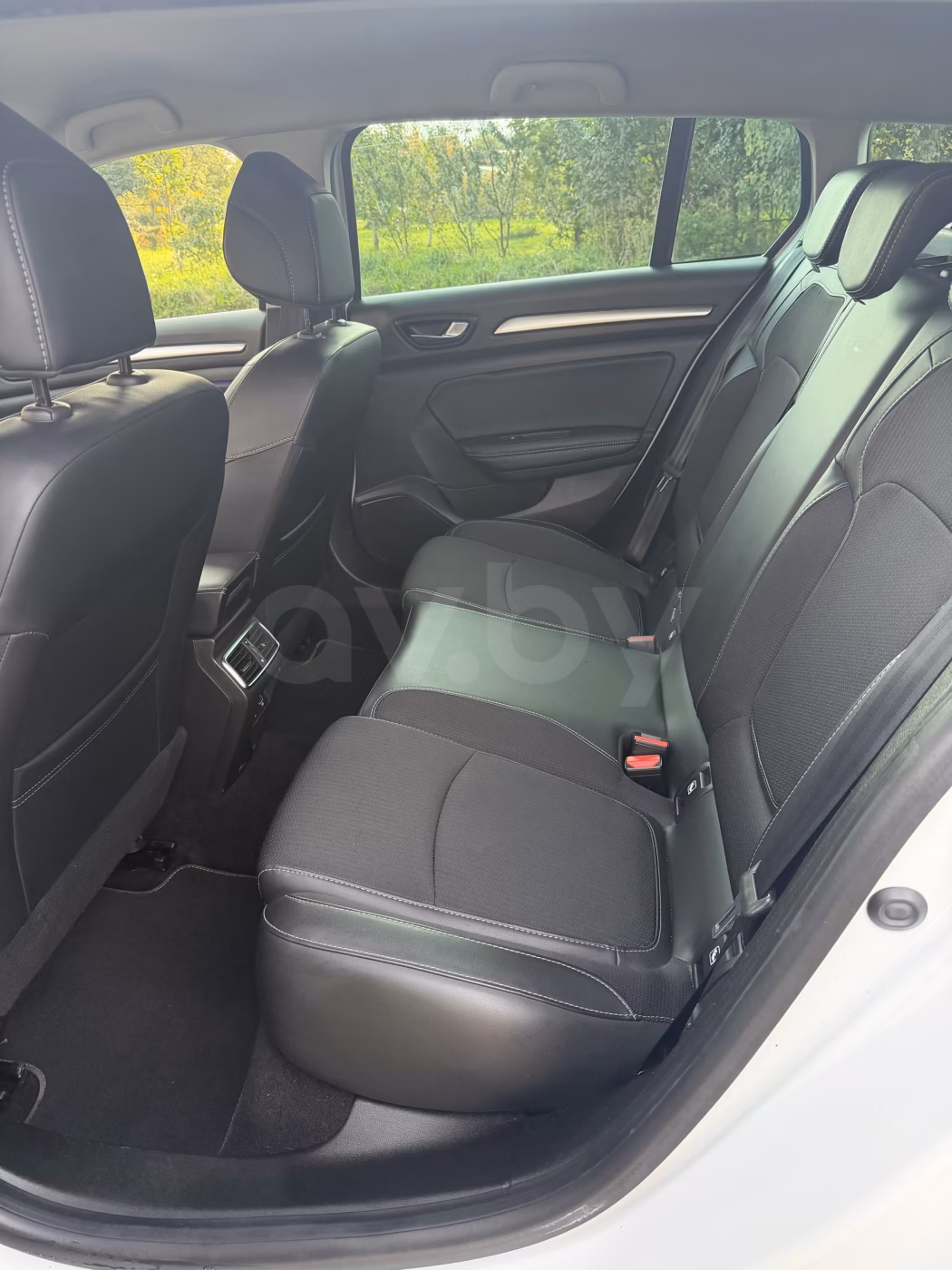Renault Megane фото 8
