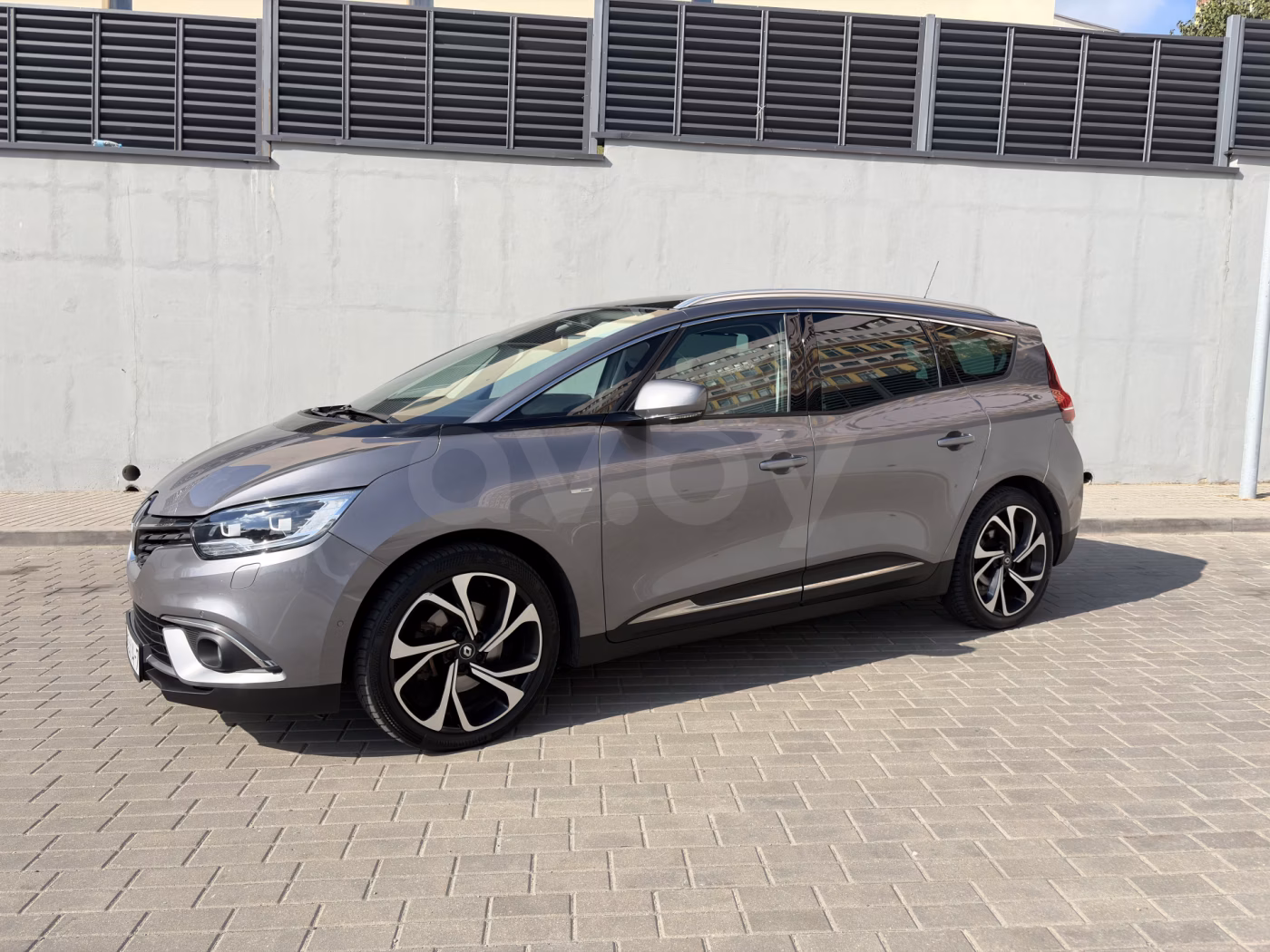 Renault Grand Scenic фото 6