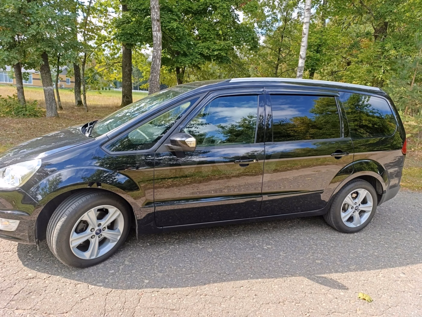 Ford Galaxy фото 10