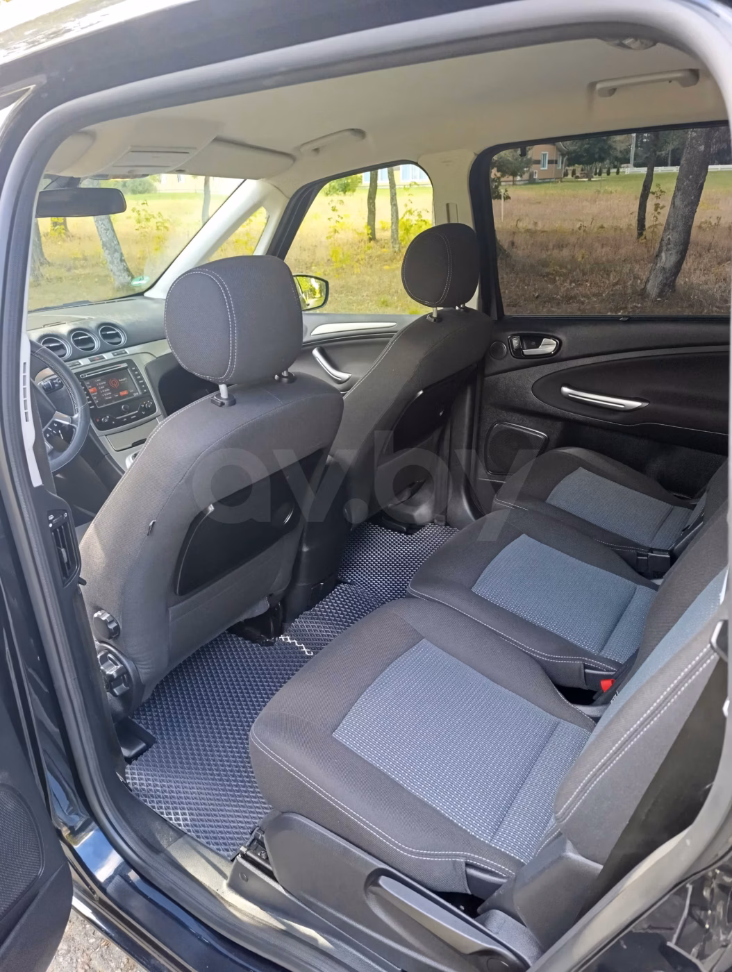 Ford Galaxy фото 14