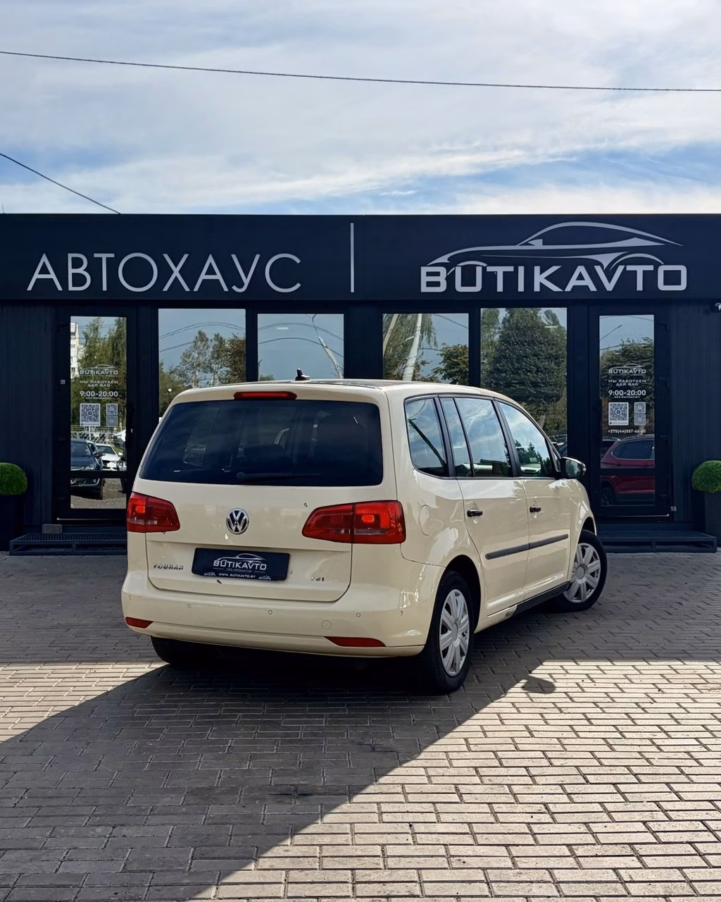 Volkswagen Touran фото 6