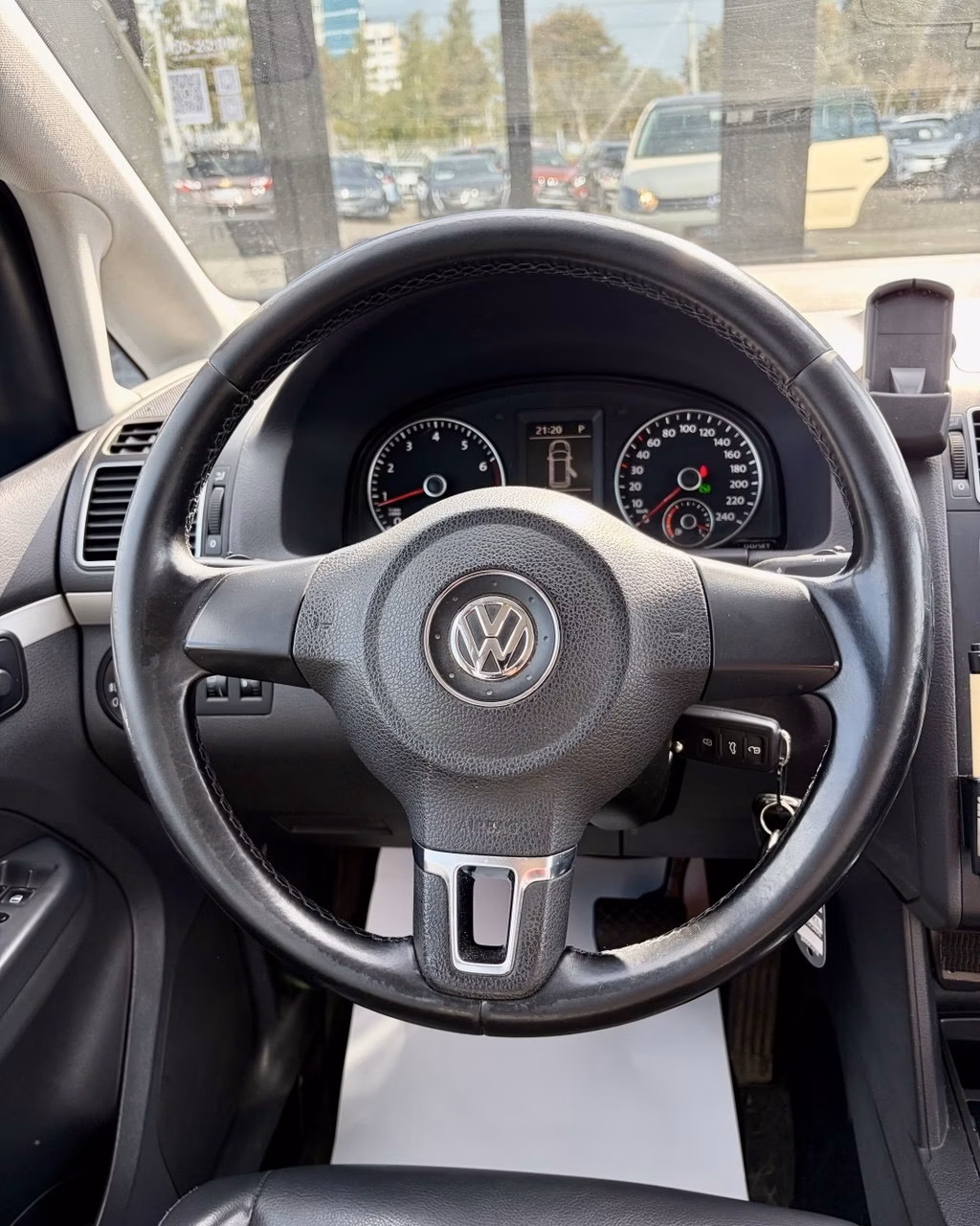 Volkswagen Touran фото 15