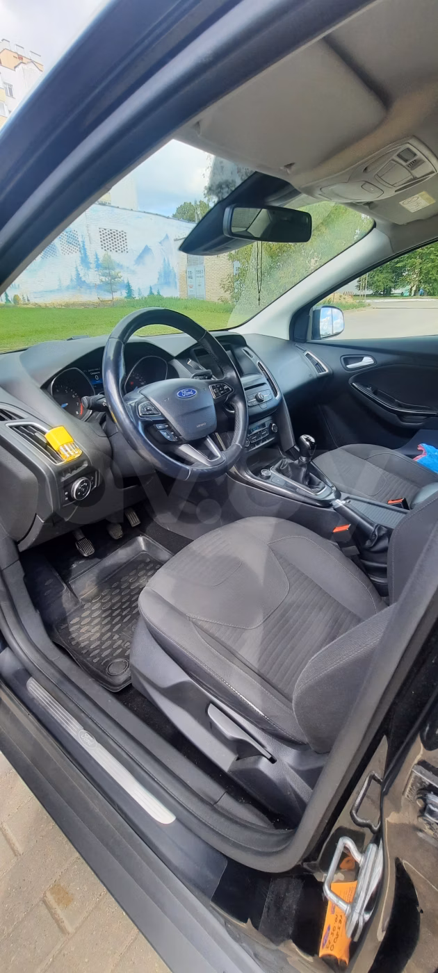 Ford Focus фото 12