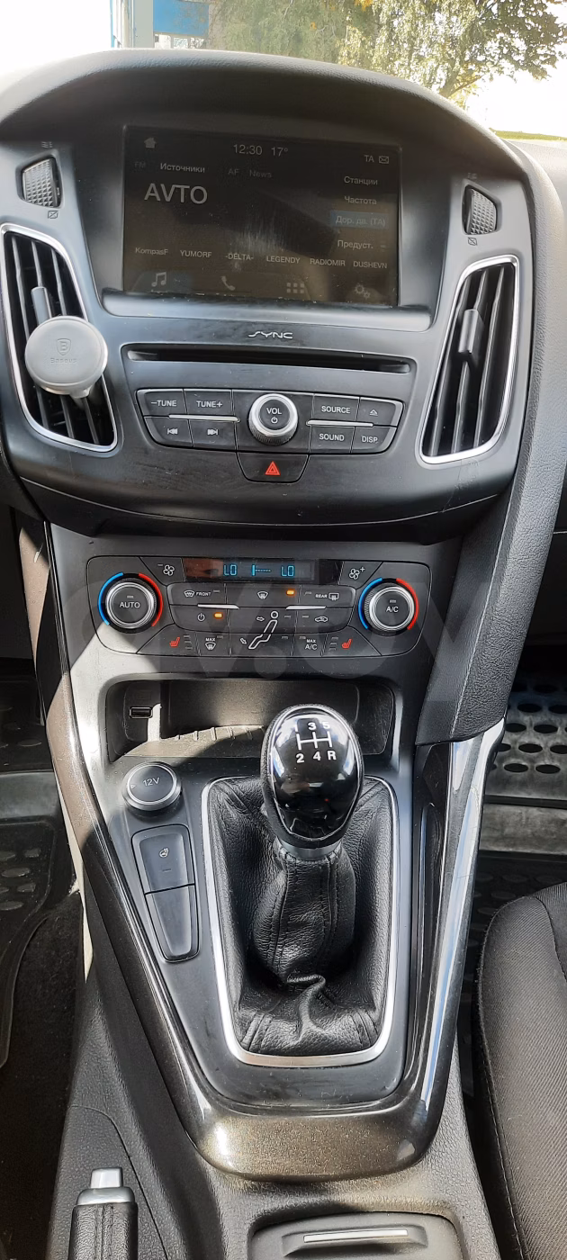 Ford Focus фото 15