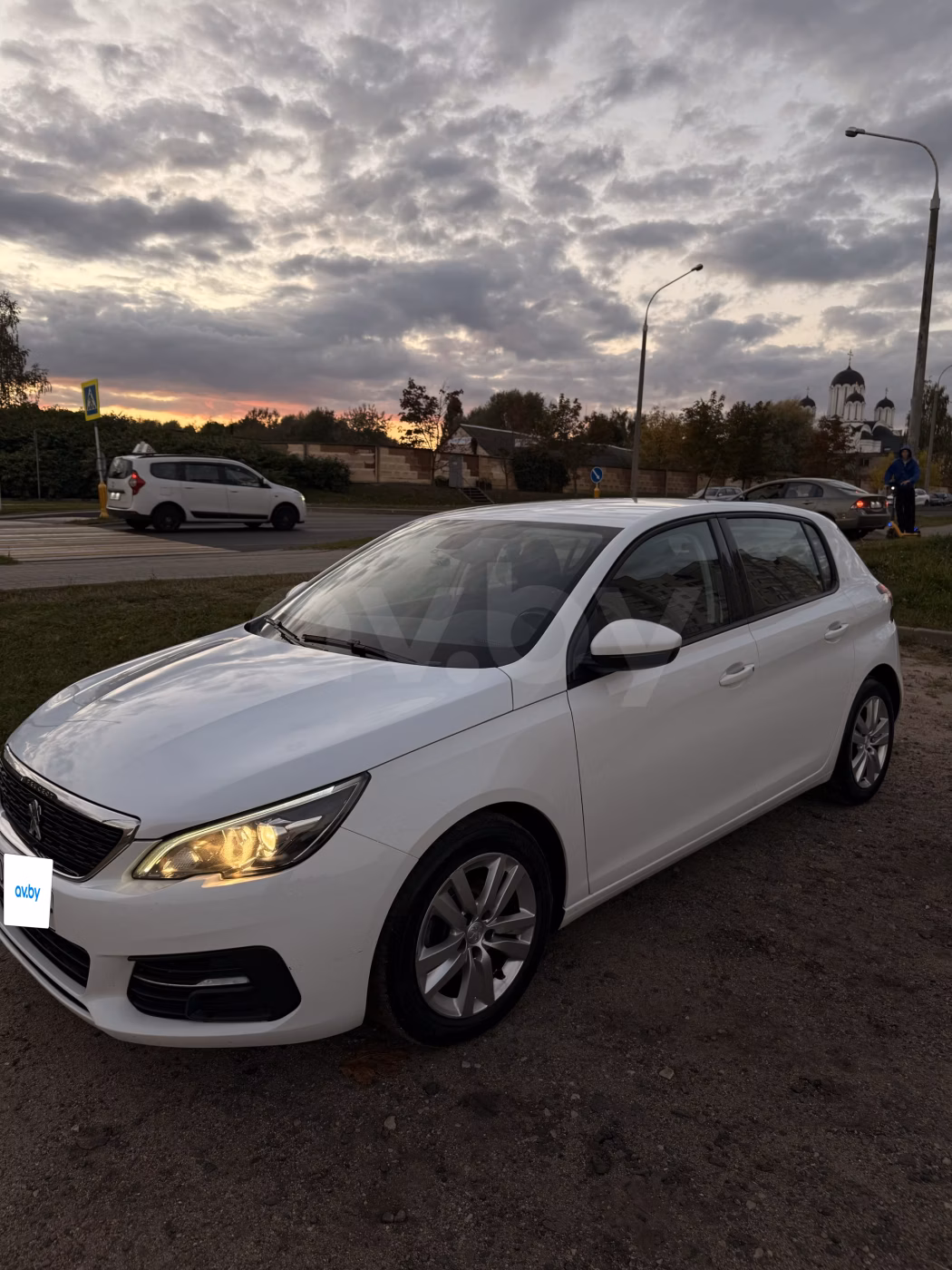 Peugeot 308 фото 3