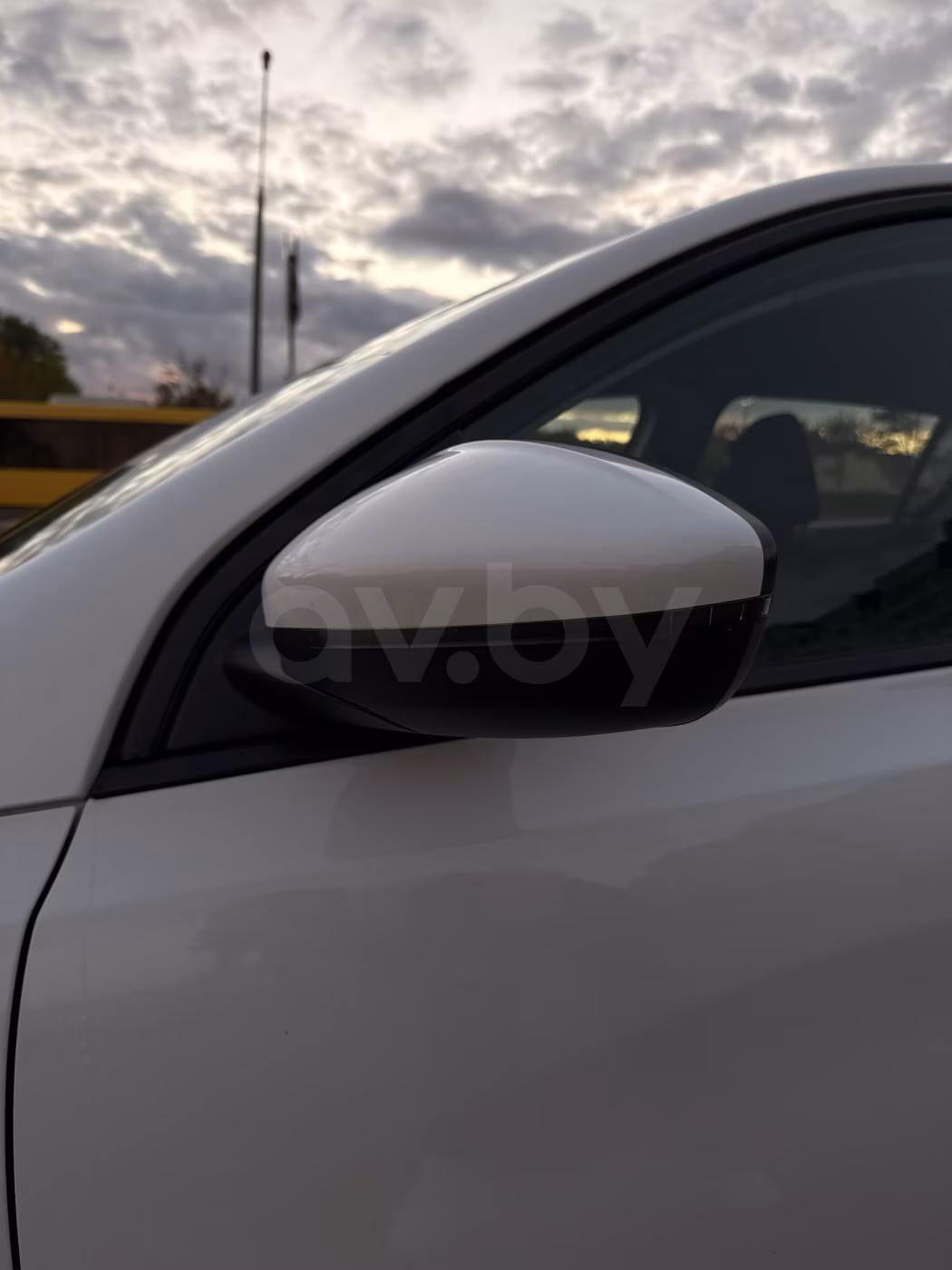 Peugeot 308 фото 9