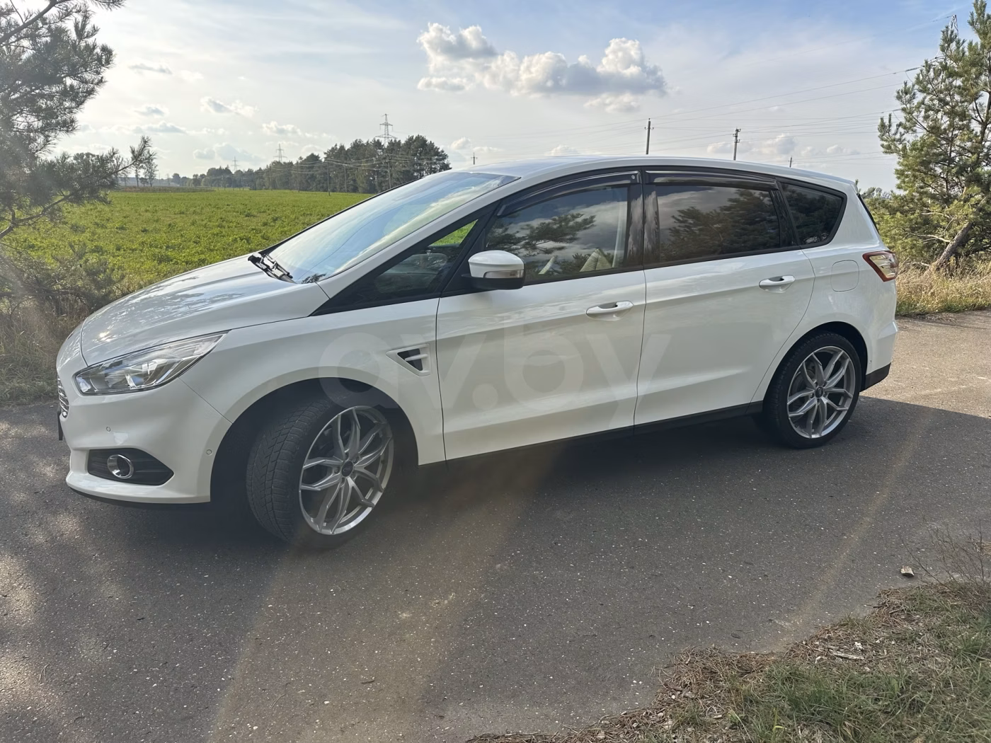 Ford S-MAX фото 2