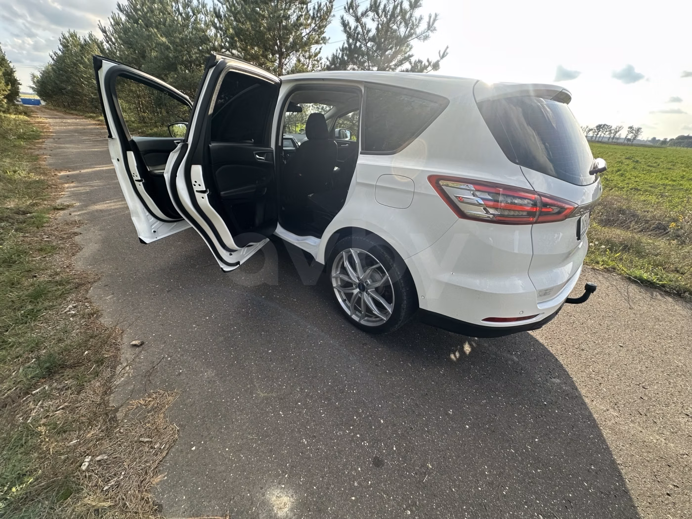 Ford S-MAX фото 6