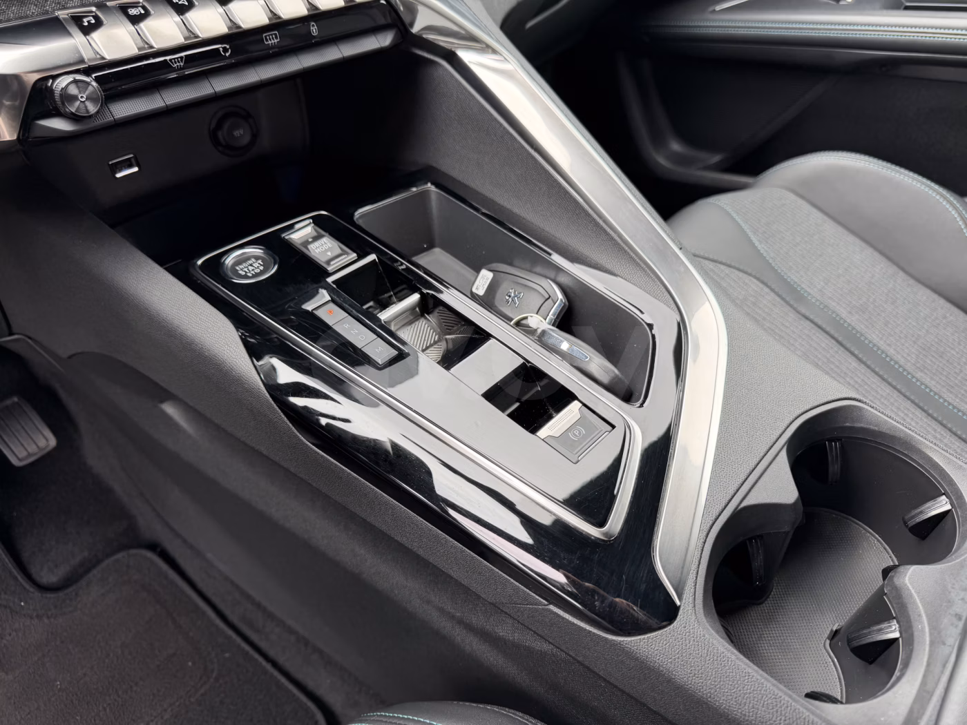 Peugeot 5008 фото 3