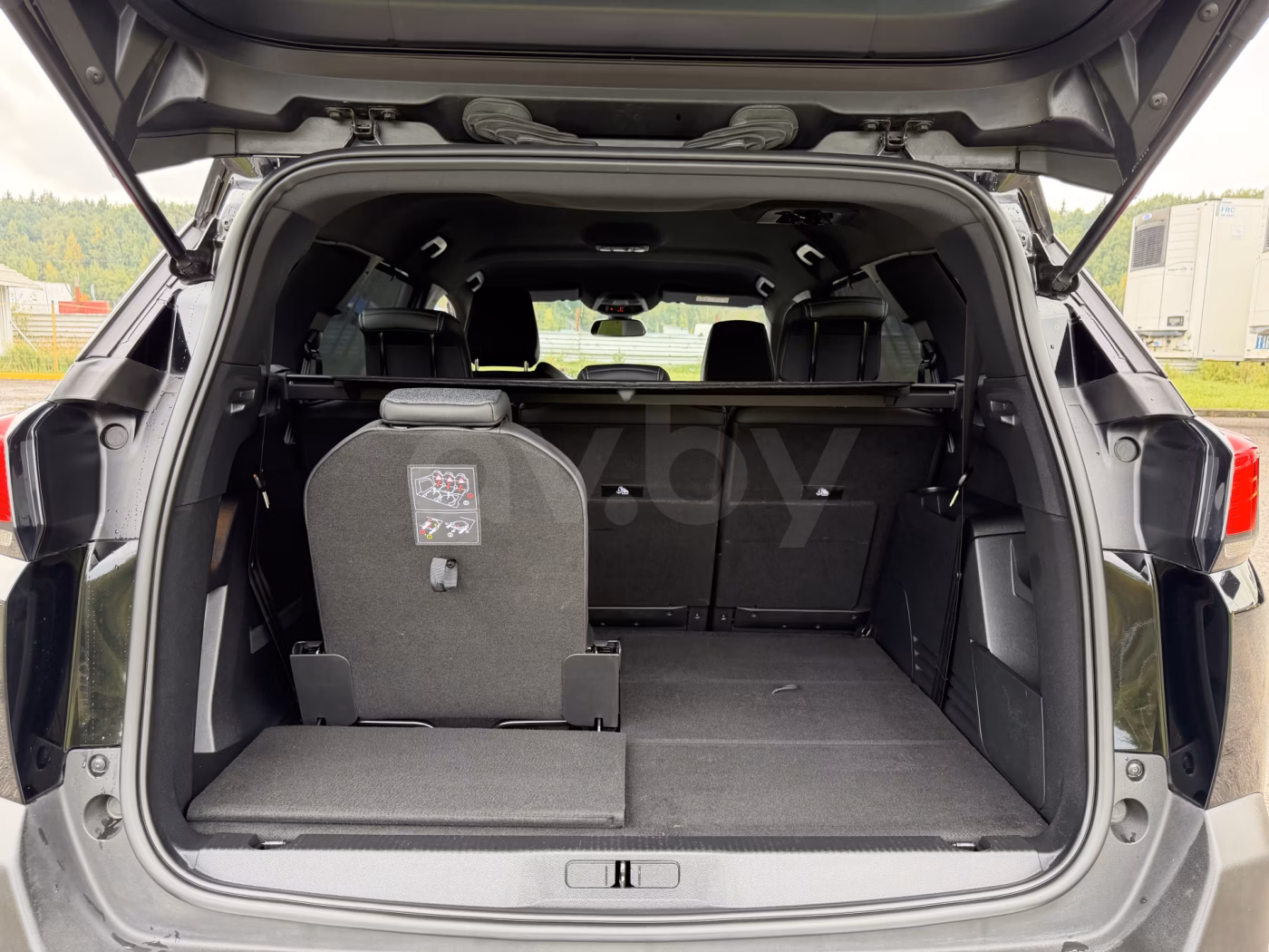 Peugeot 5008 фото 17