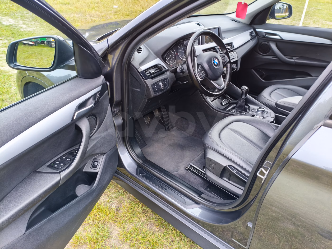 BMW X1 фото 6