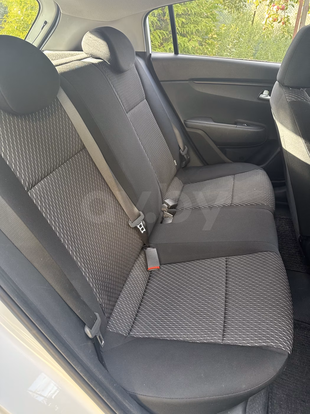 Kia Rio X (X-Line) фото 9