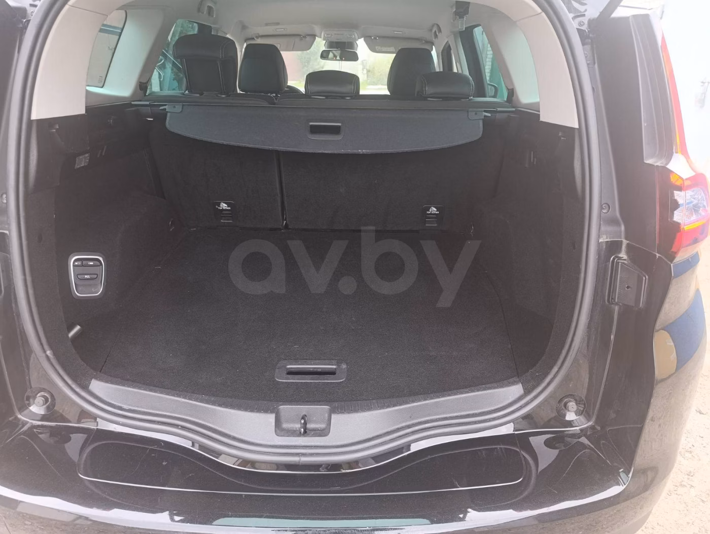 Renault Grand Scenic фото 9