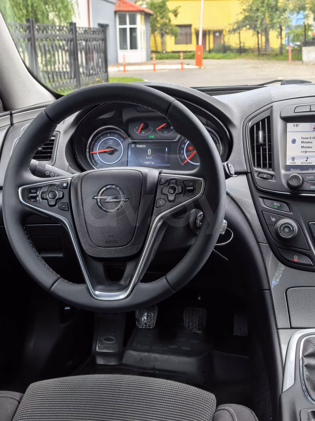 Opel Insignia фото 13