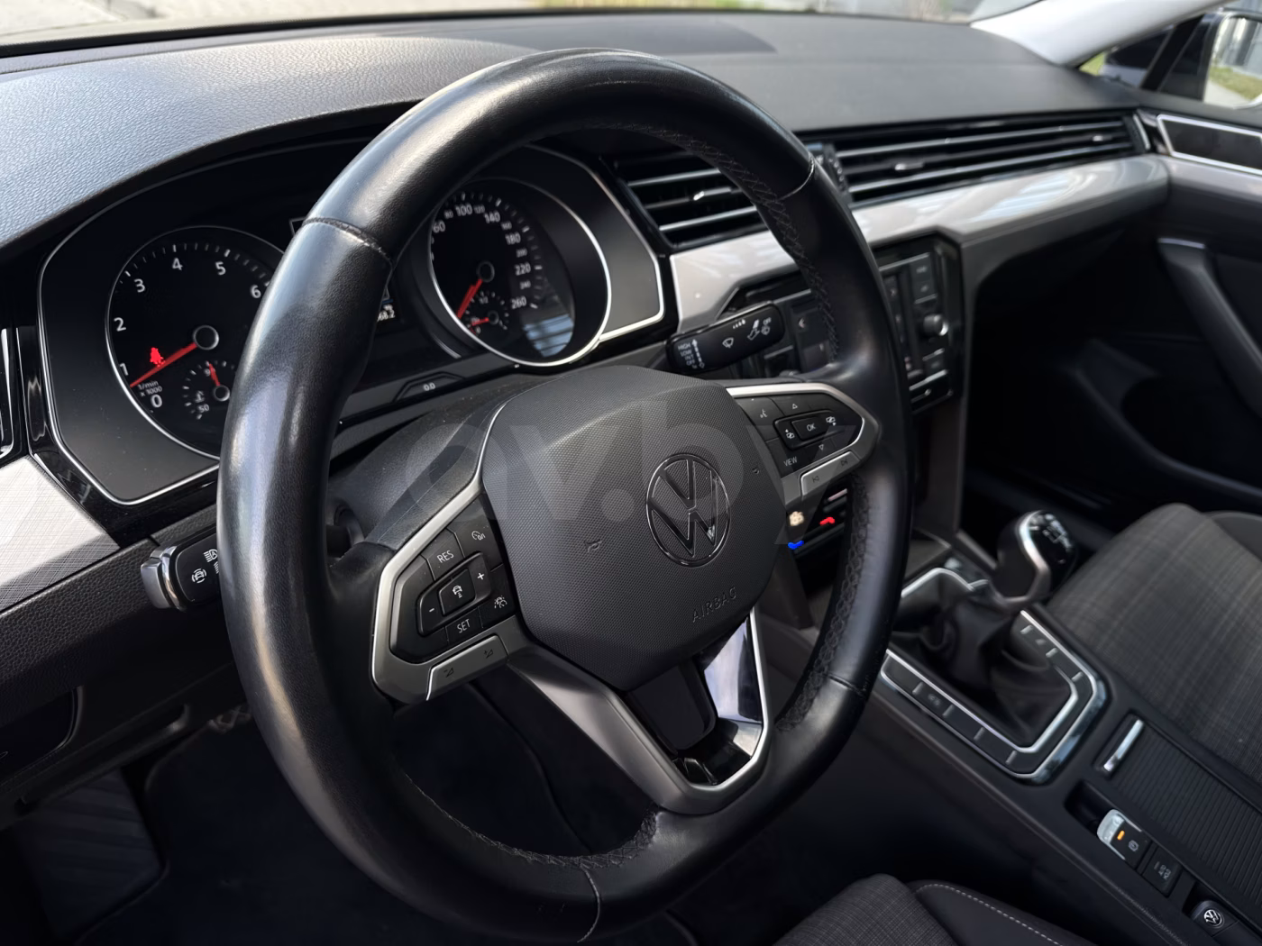 Volkswagen Passat фото 19