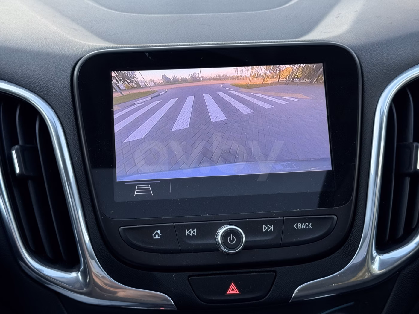 Chevrolet Equinox фото 18