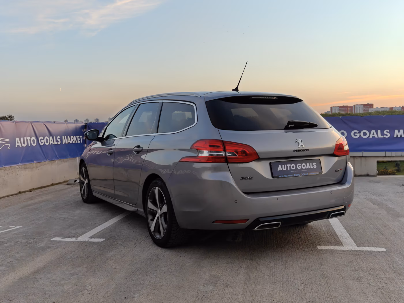 Peugeot 308 фото 5
