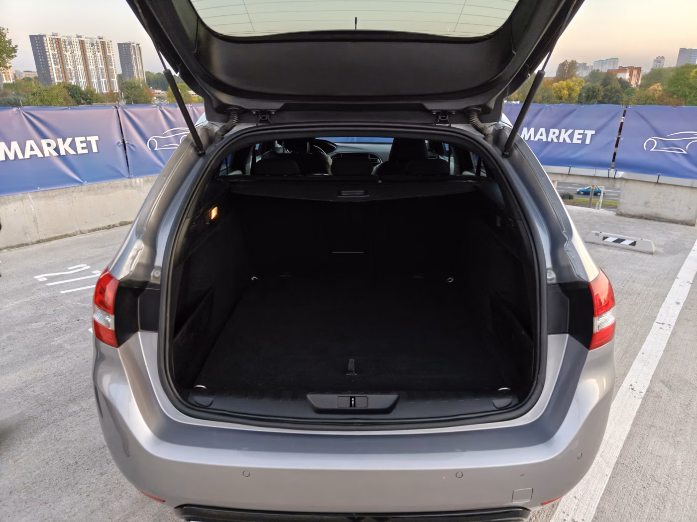 Peugeot 308 фото 13
