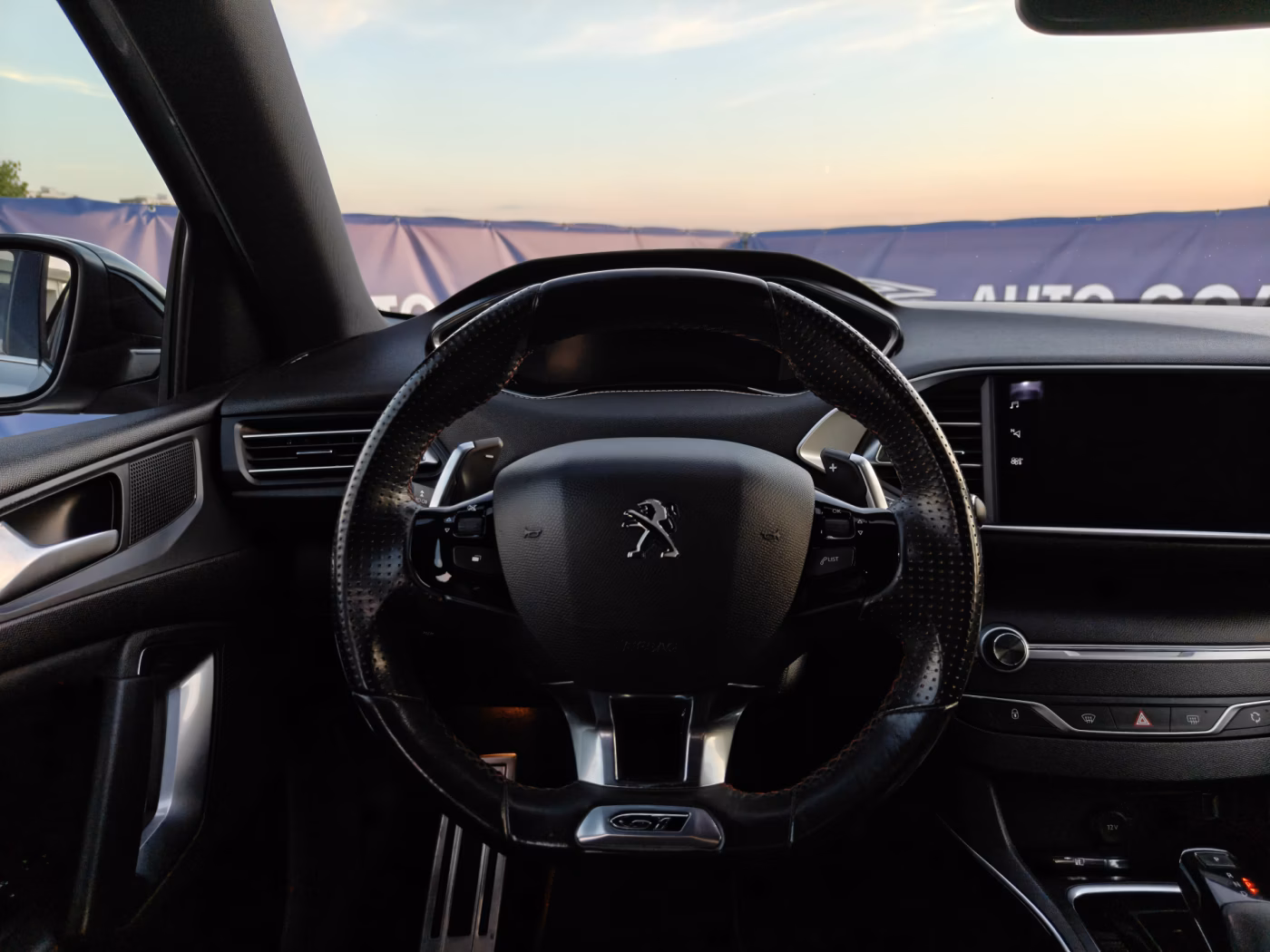 Peugeot 308 фото 19