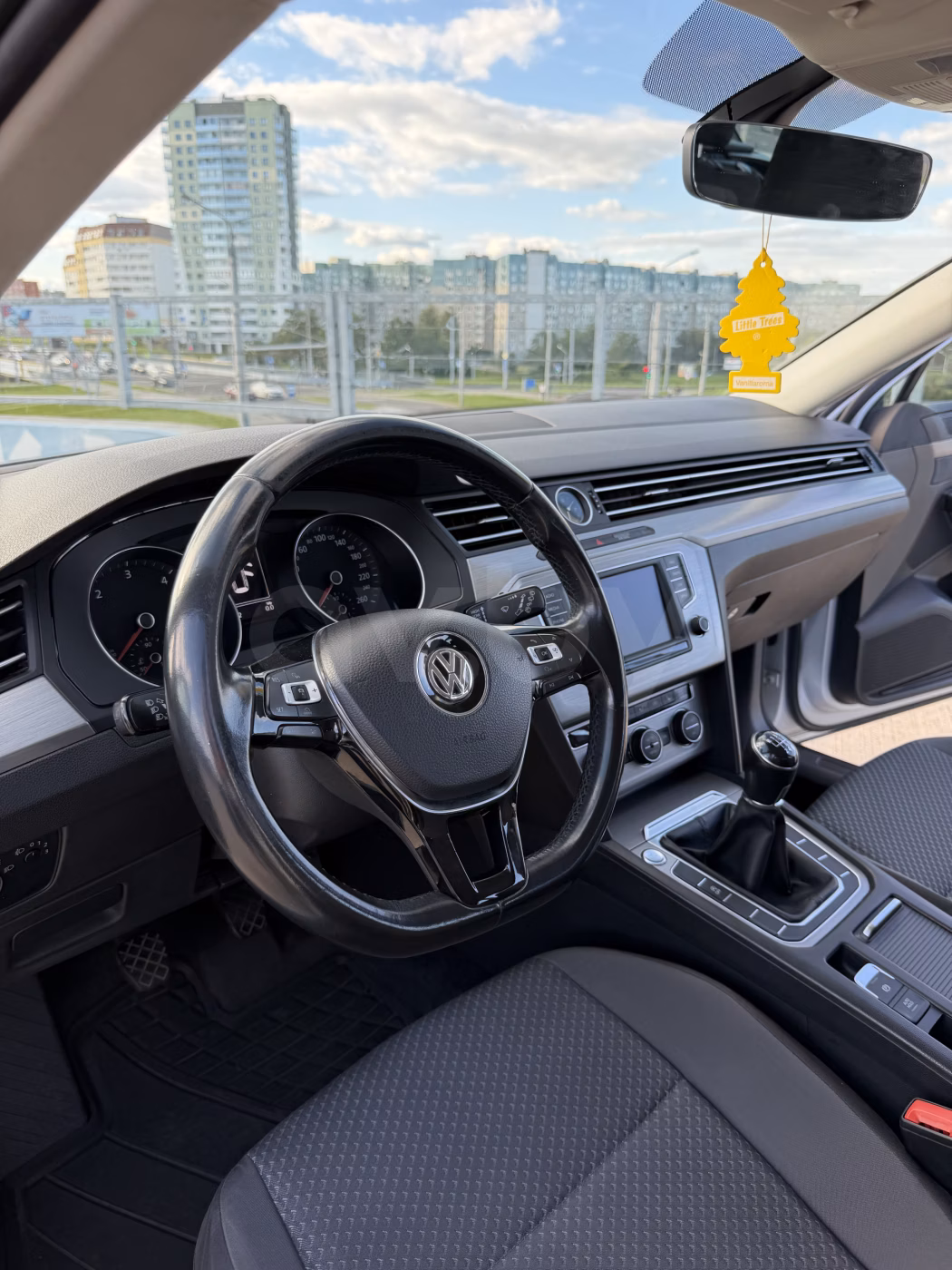Volkswagen Passat фото 10