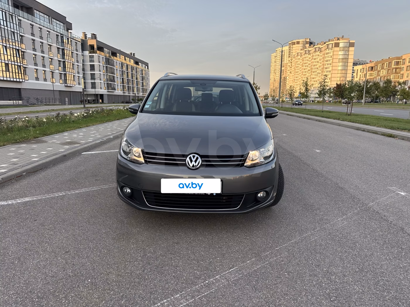 Volkswagen Touran фото 3