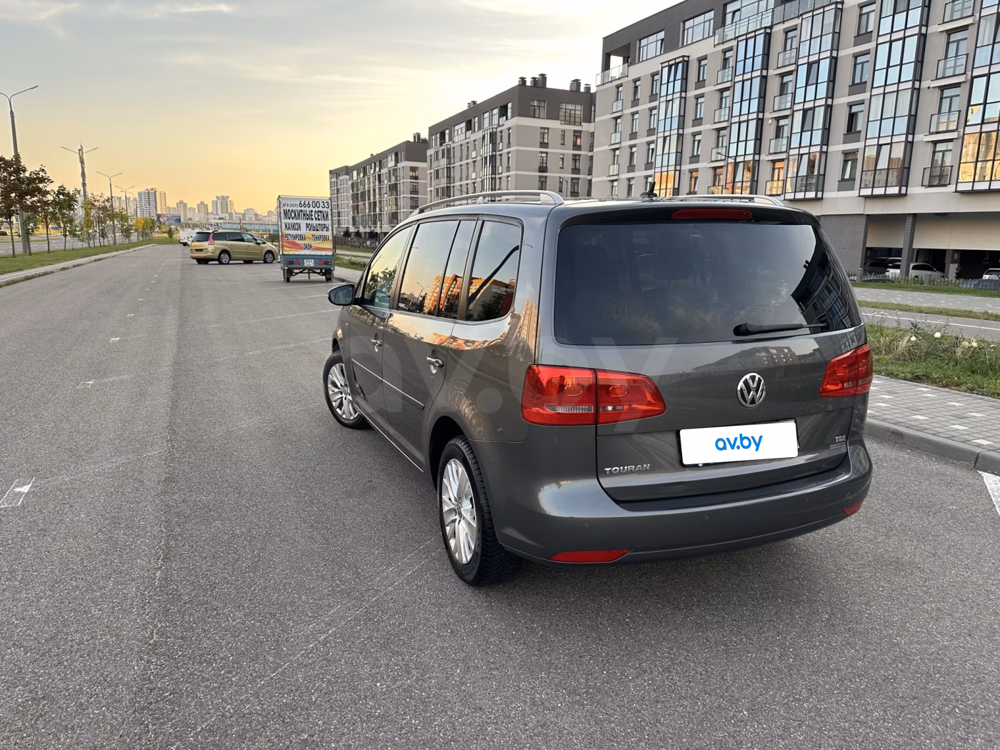 Volkswagen Touran фото 7