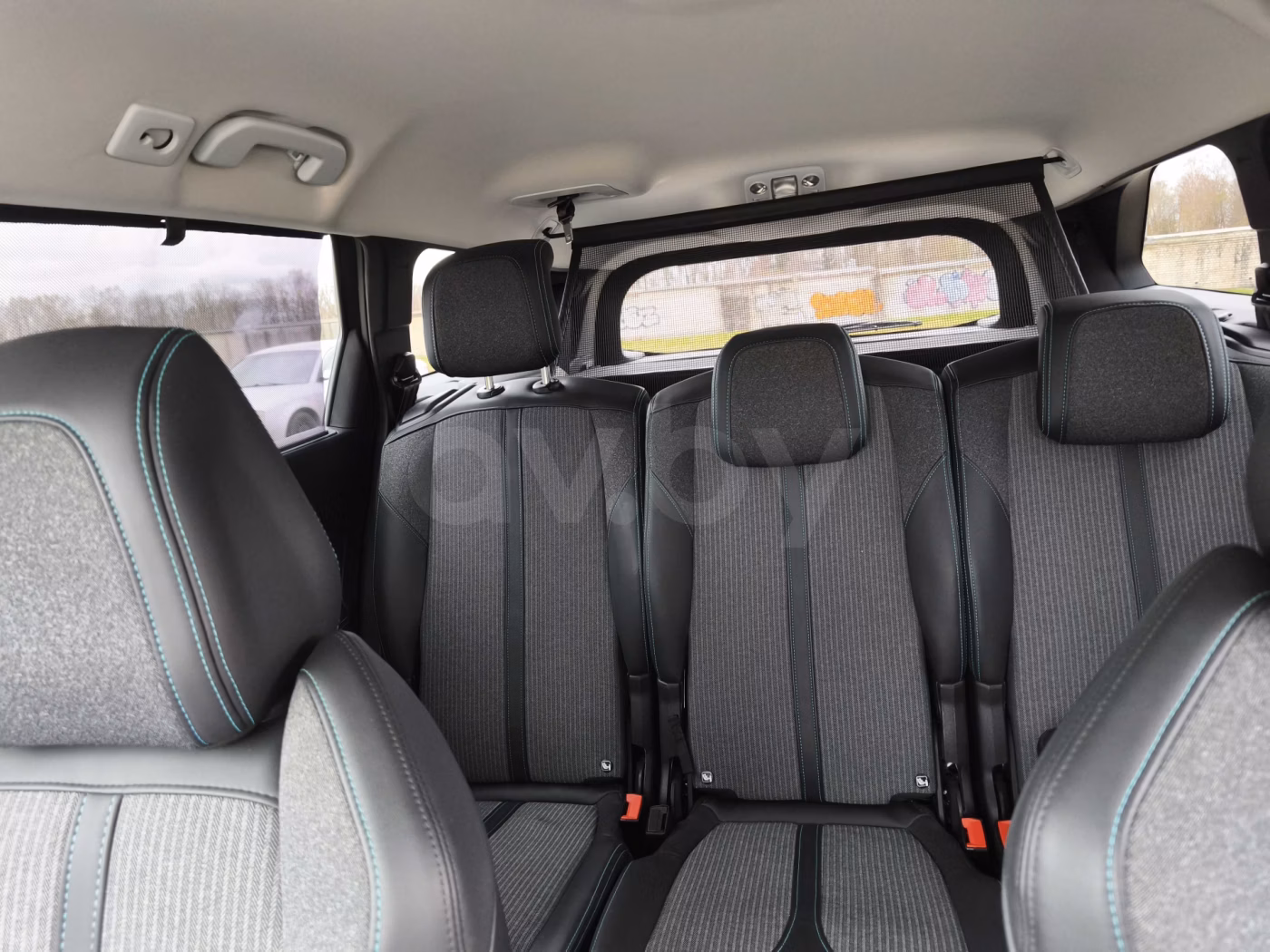 Peugeot 5008 фото 14