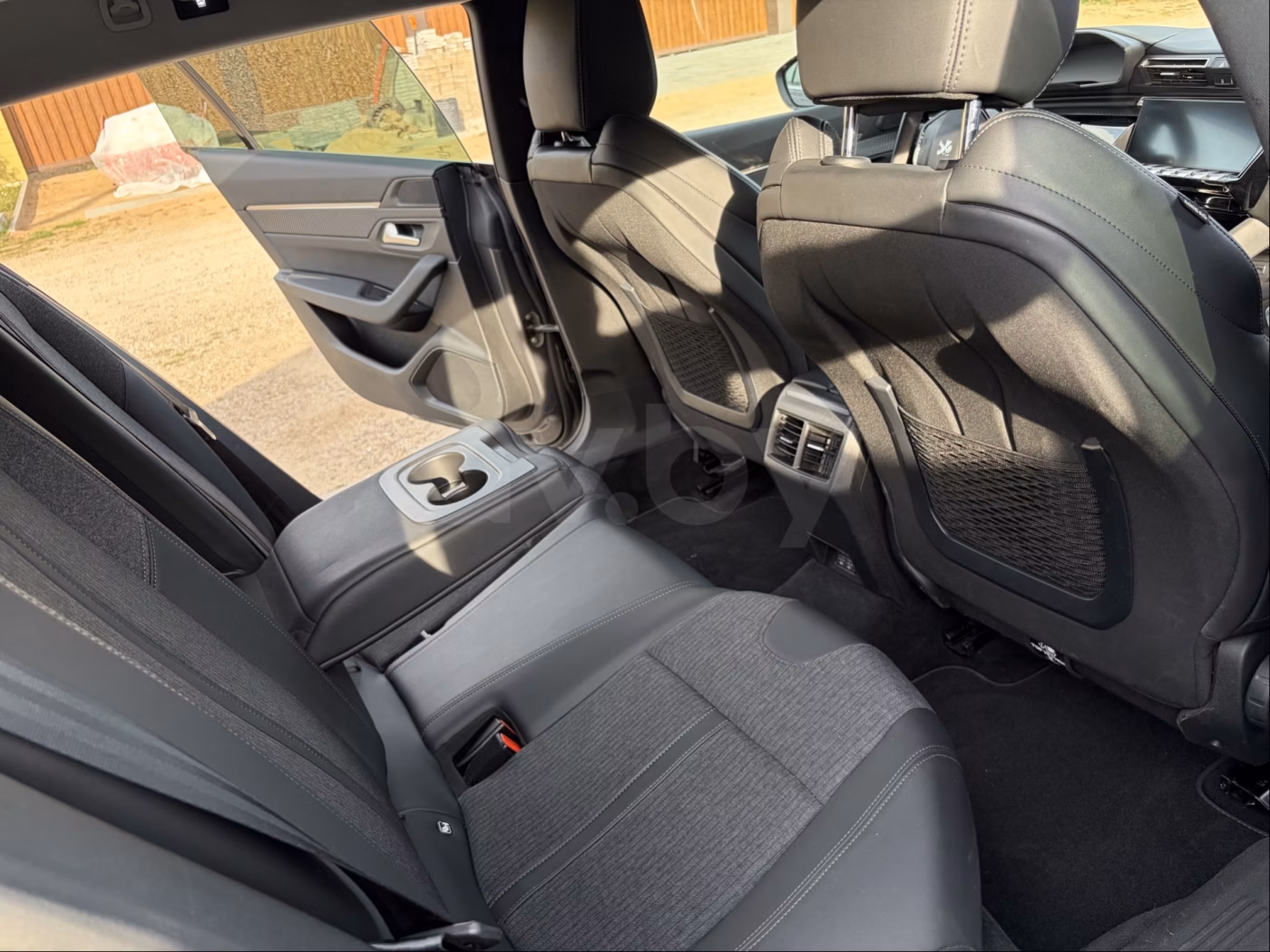 Peugeot 508 фото 14
