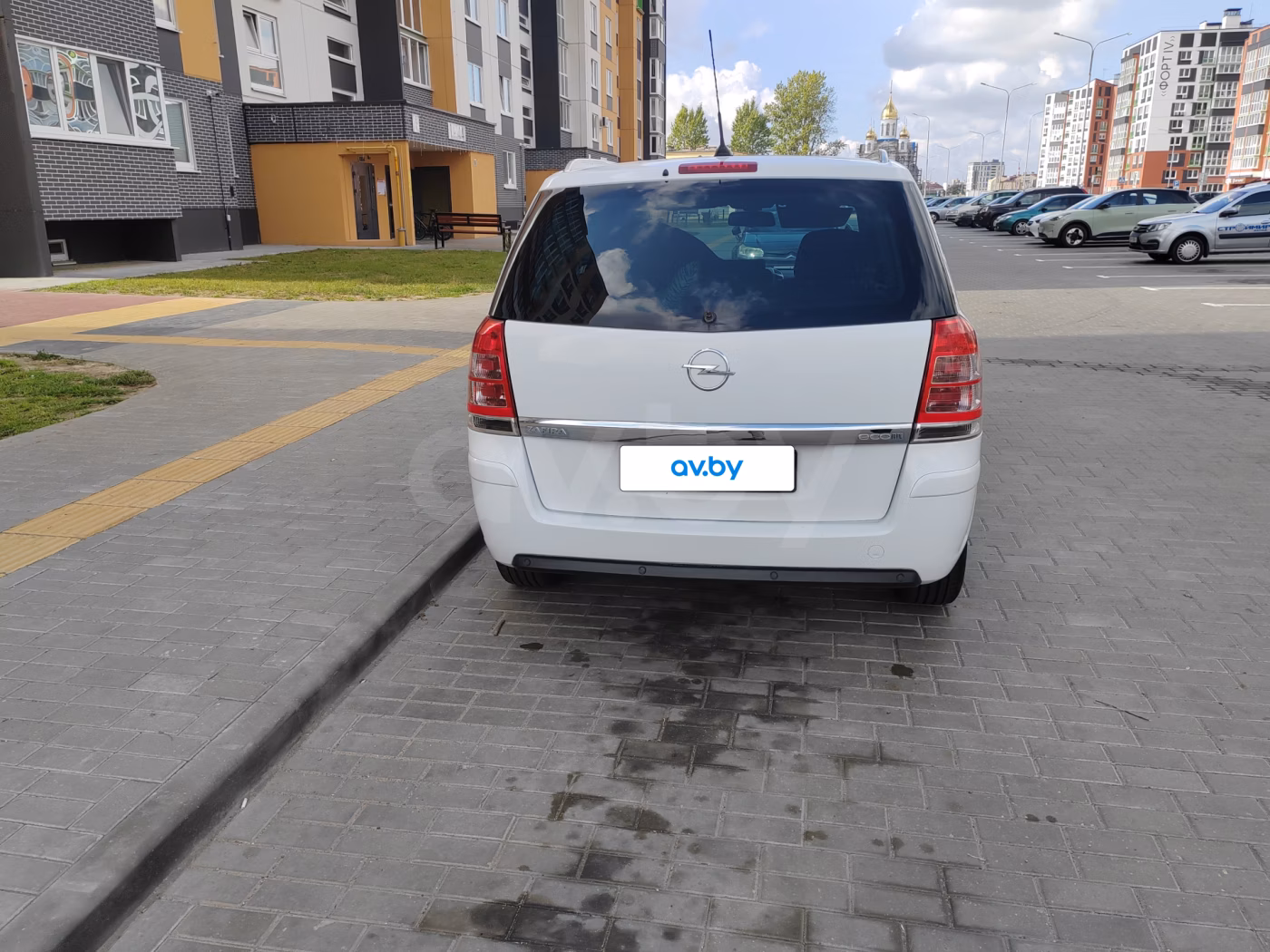 Opel Zafira фото 3