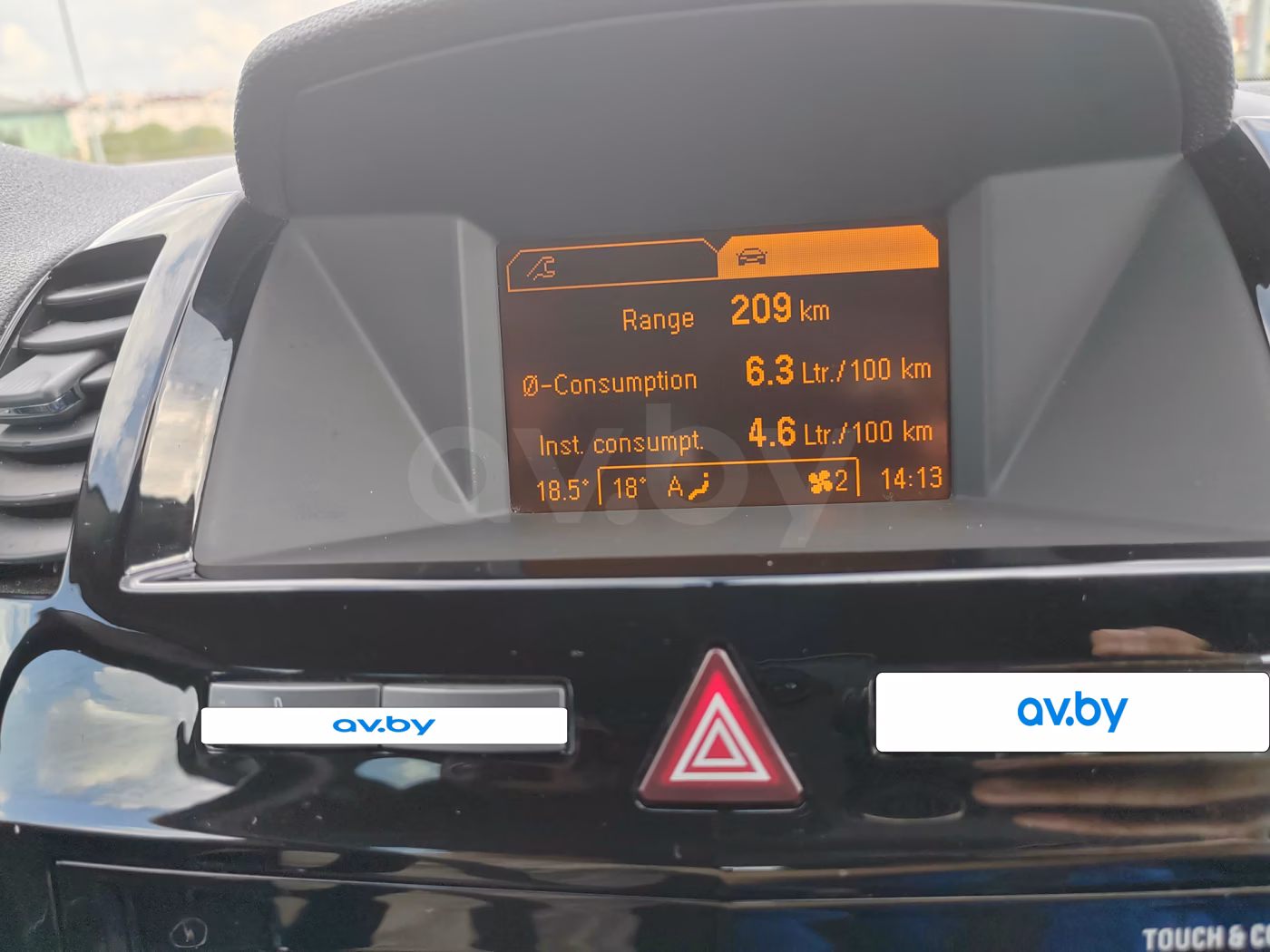 Opel Zafira фото 8