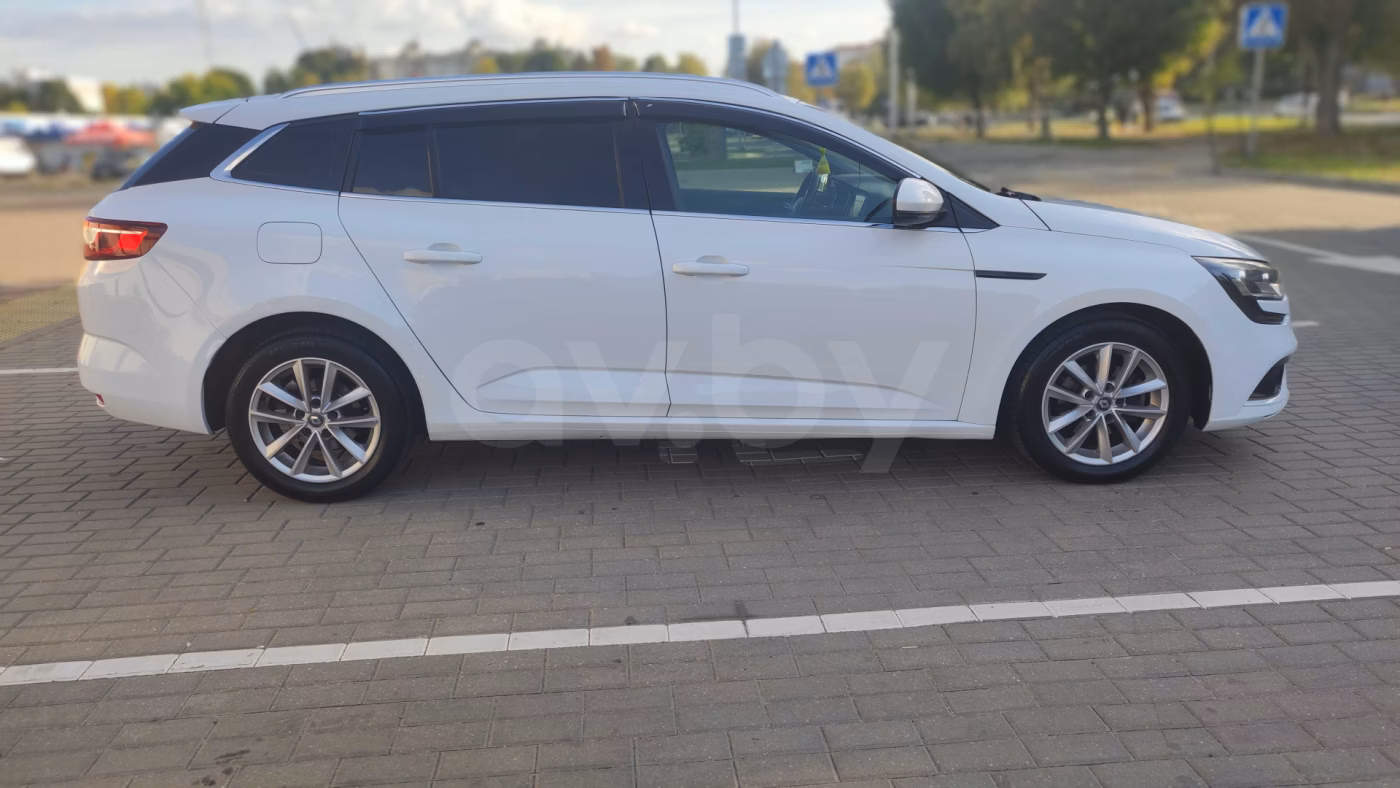 Renault Megane фото 3