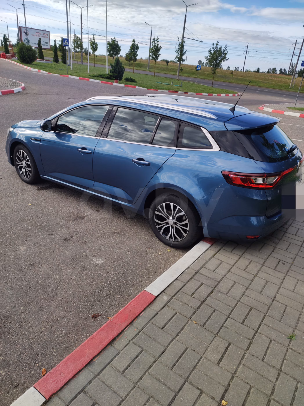 Renault Megane фото 3