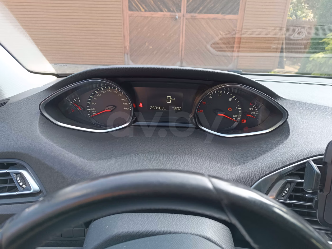 Peugeot 308 фото 9