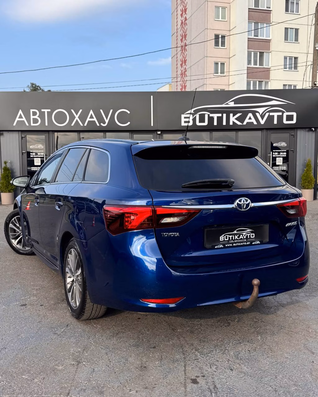 Toyota Avensis фото 5